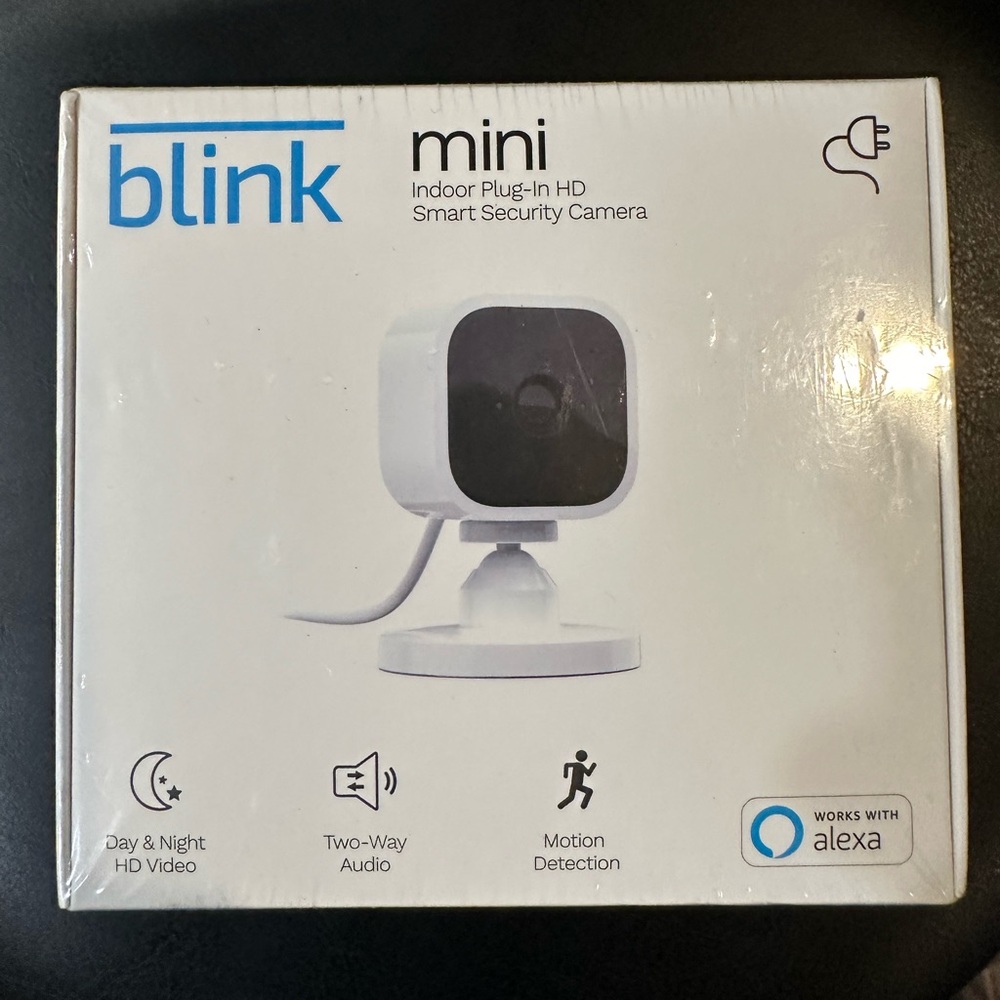 Blink Mini Camera NEW in box
